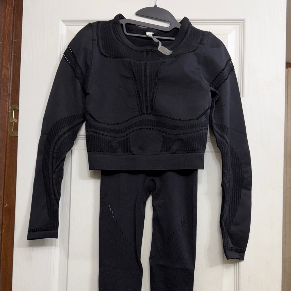 Fabletics Black Seamless Set